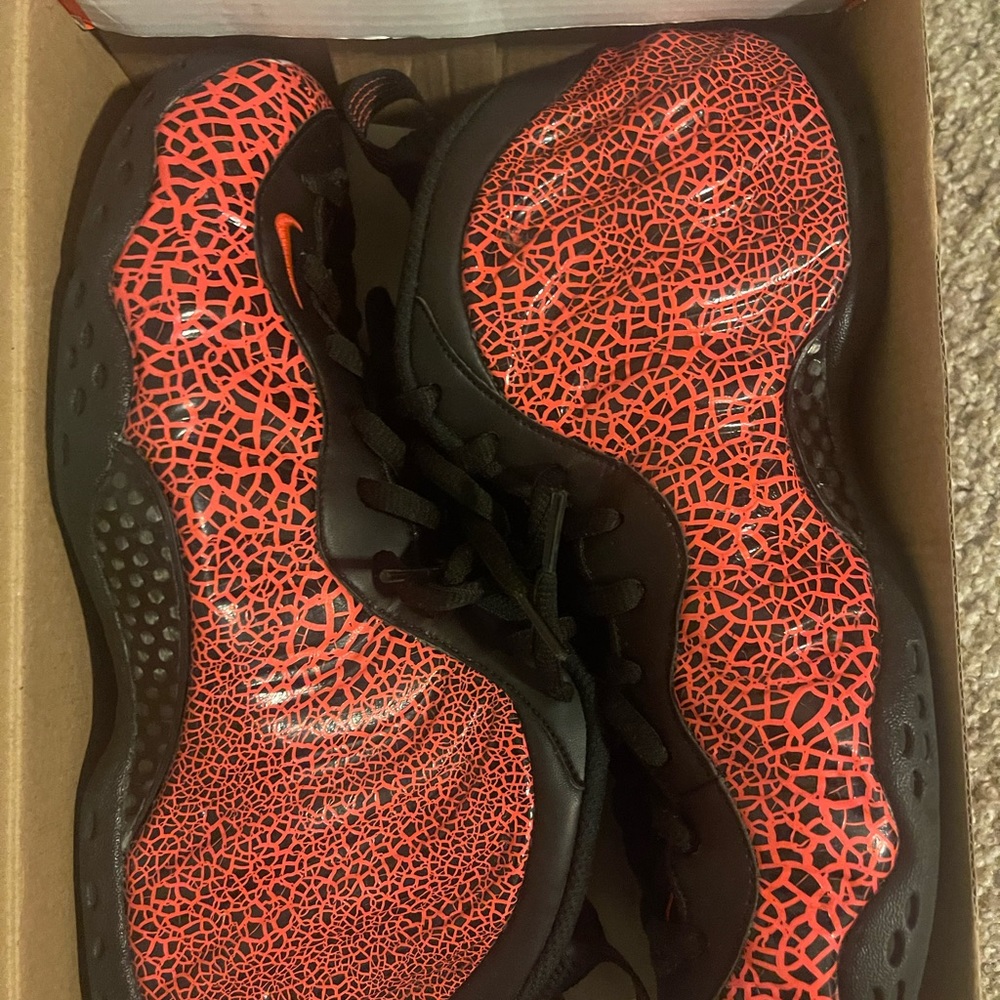 the Air Foamposite One 'Cracked Lava'